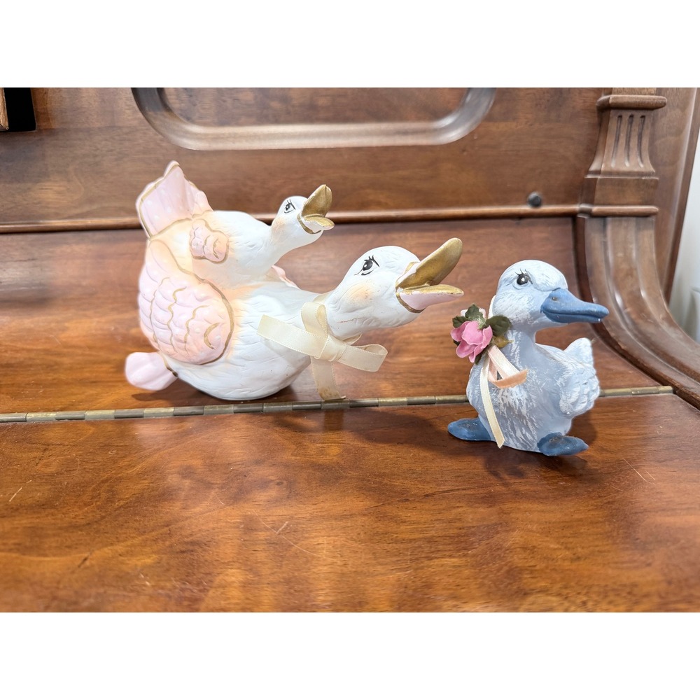 Vintage 1988 Trippie's Inc Ceramic Duck Figurines Set Pink Blue Pastel Gold Trim